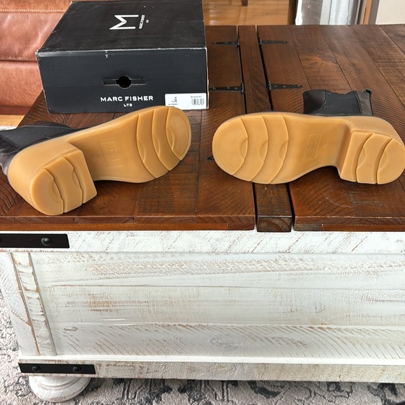 Marc Fisher Black and Tan Women's Boots - Picture 5 of 6